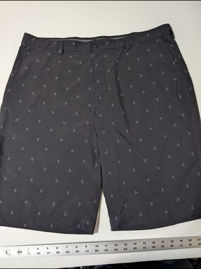 Roundtree & Yorke Black Golf Club Pattern Athletic Shorts